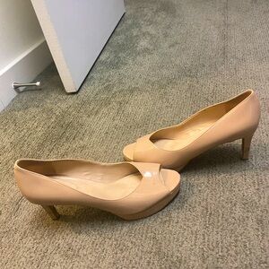 BANDOLINO - Peep Toe Pumps, Nude, Size 9M US
